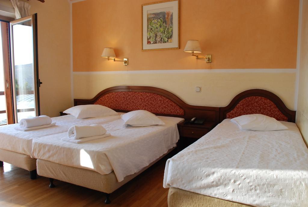 Delphi Palace Kamer foto